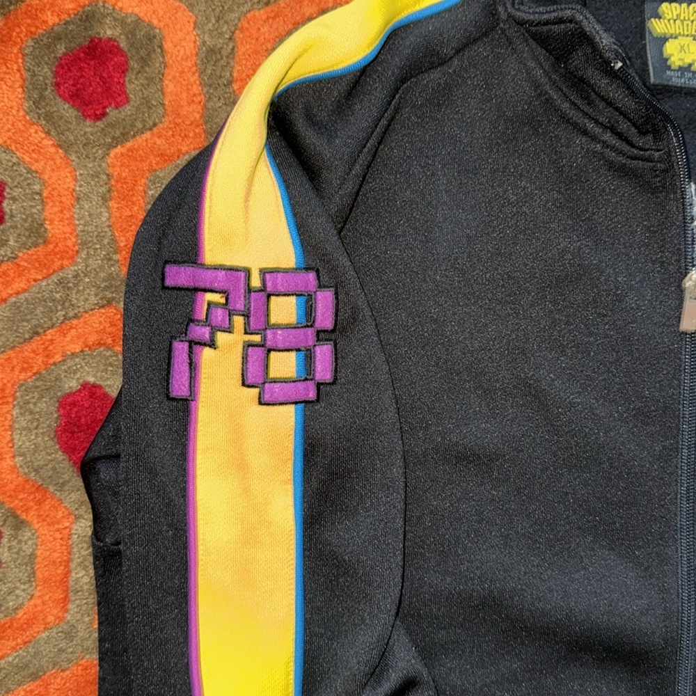 Men's Space Invaders Black Track Jacket with Yellow and Blue Accents XL - Picture 6 of 10